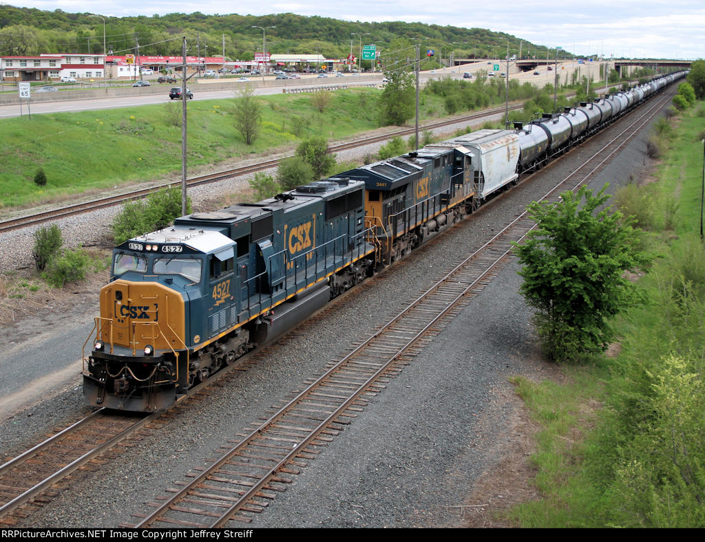 CSXT 4527